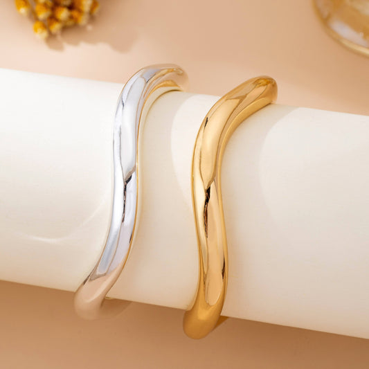 Two-Tone Waivy Tube Bangle Duo
