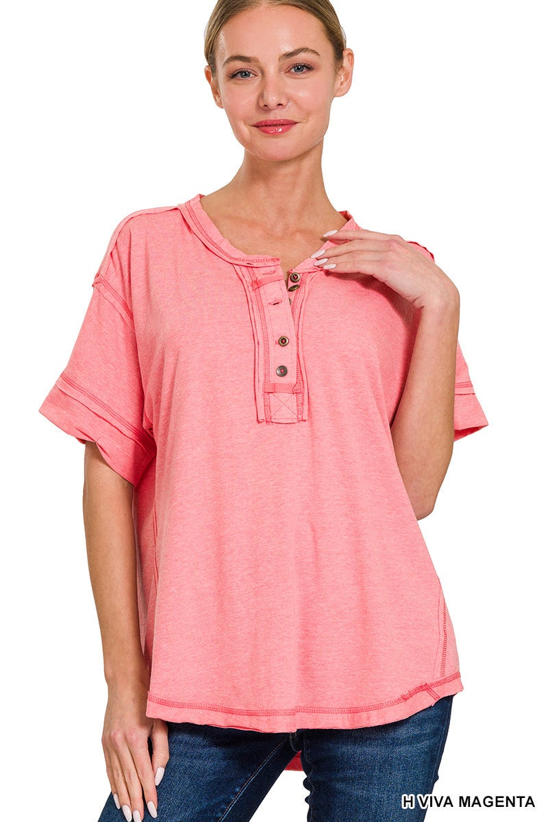 RAW EDGE DETAILED BUTTON CLOSURE SHORT SLEEVE TOP