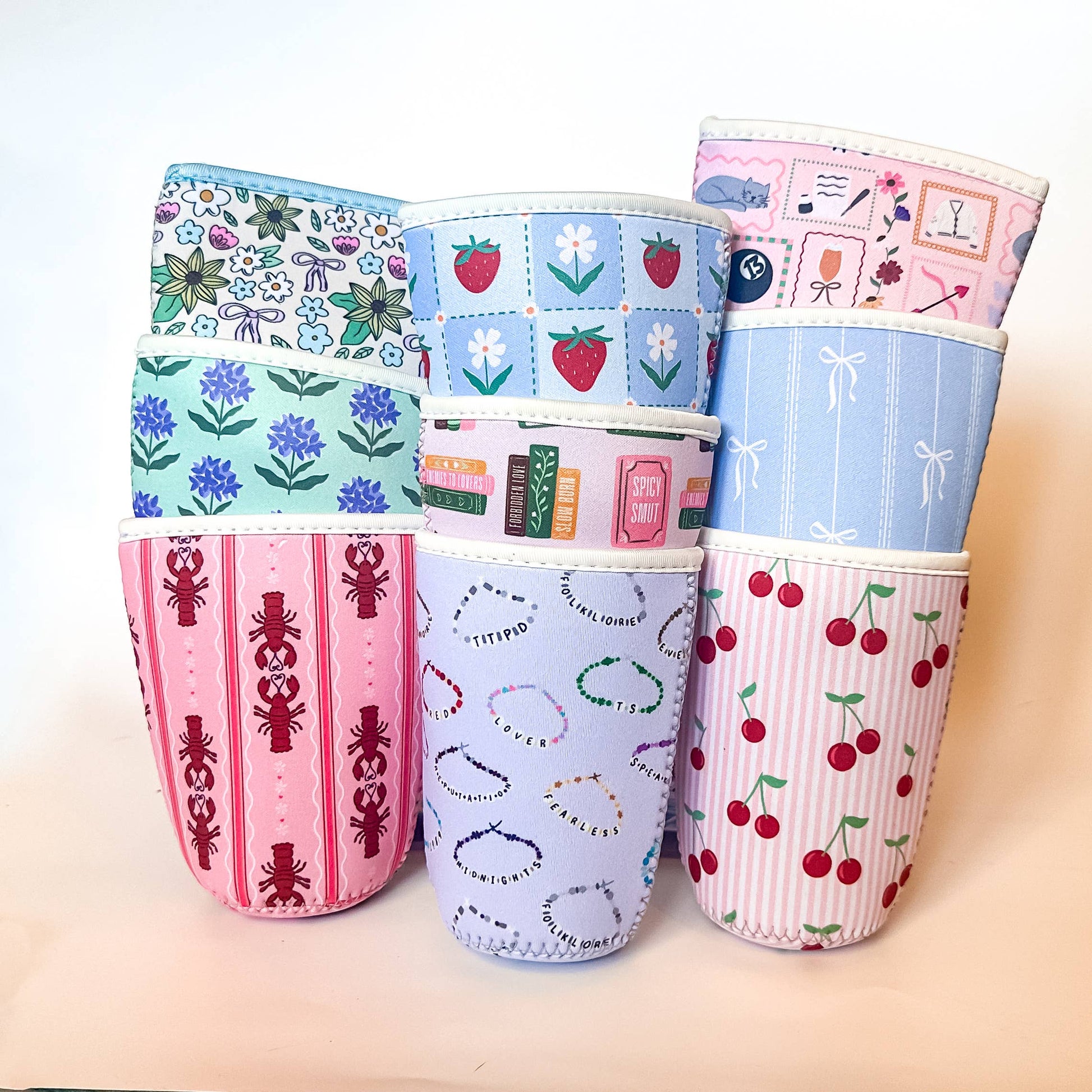 Grandmillenial Bows | Iced Coffee Sleeve  : Medium