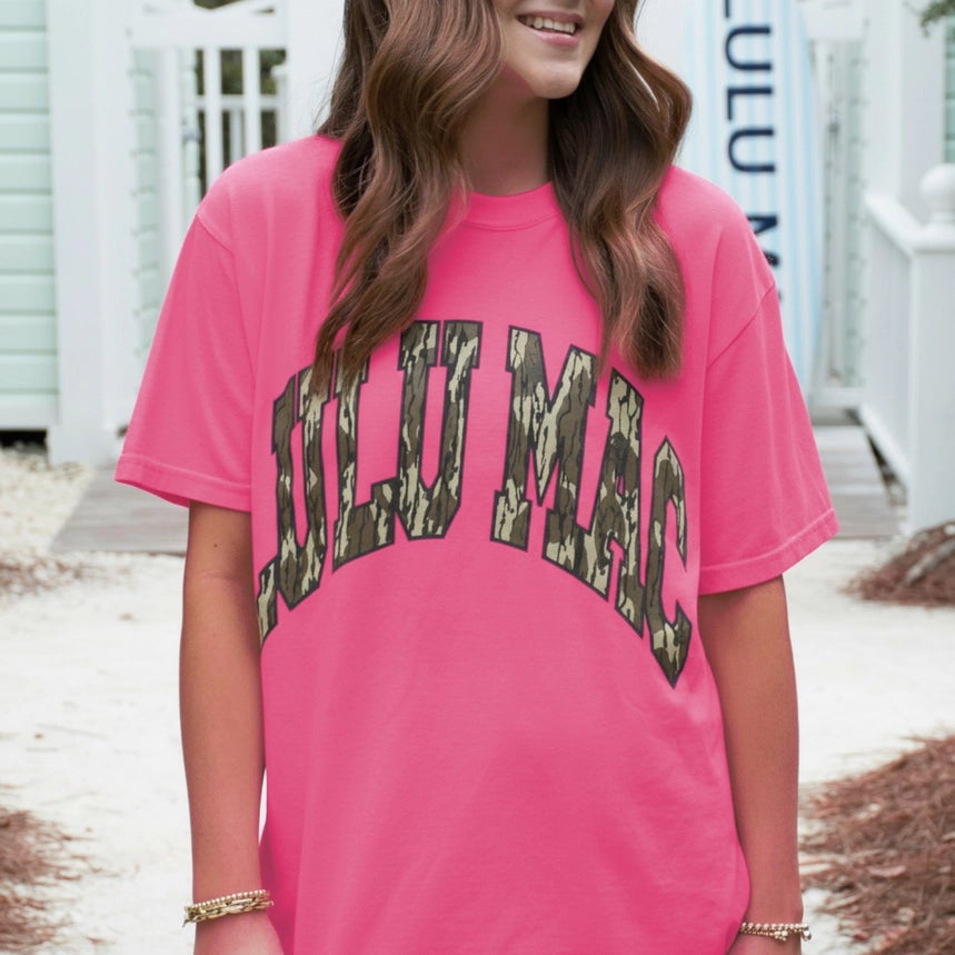 Lulu Mac - Mossy Oak Bottomland Adult Neon Pink Comfort Colors Mossy Oak Tee