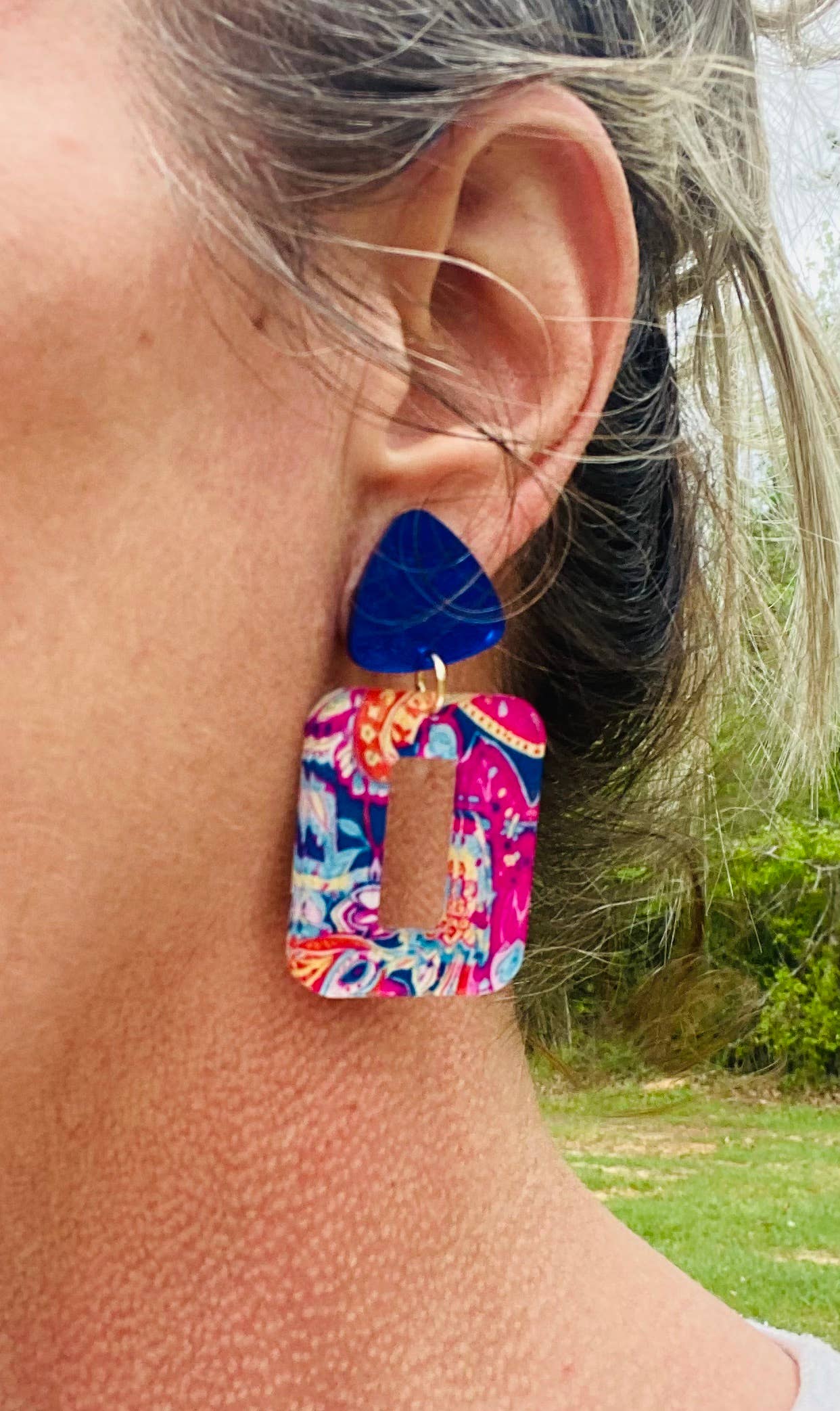 THE EVERYDAY PRICKLY PEAR ACRYLIC DANGLE EARRING